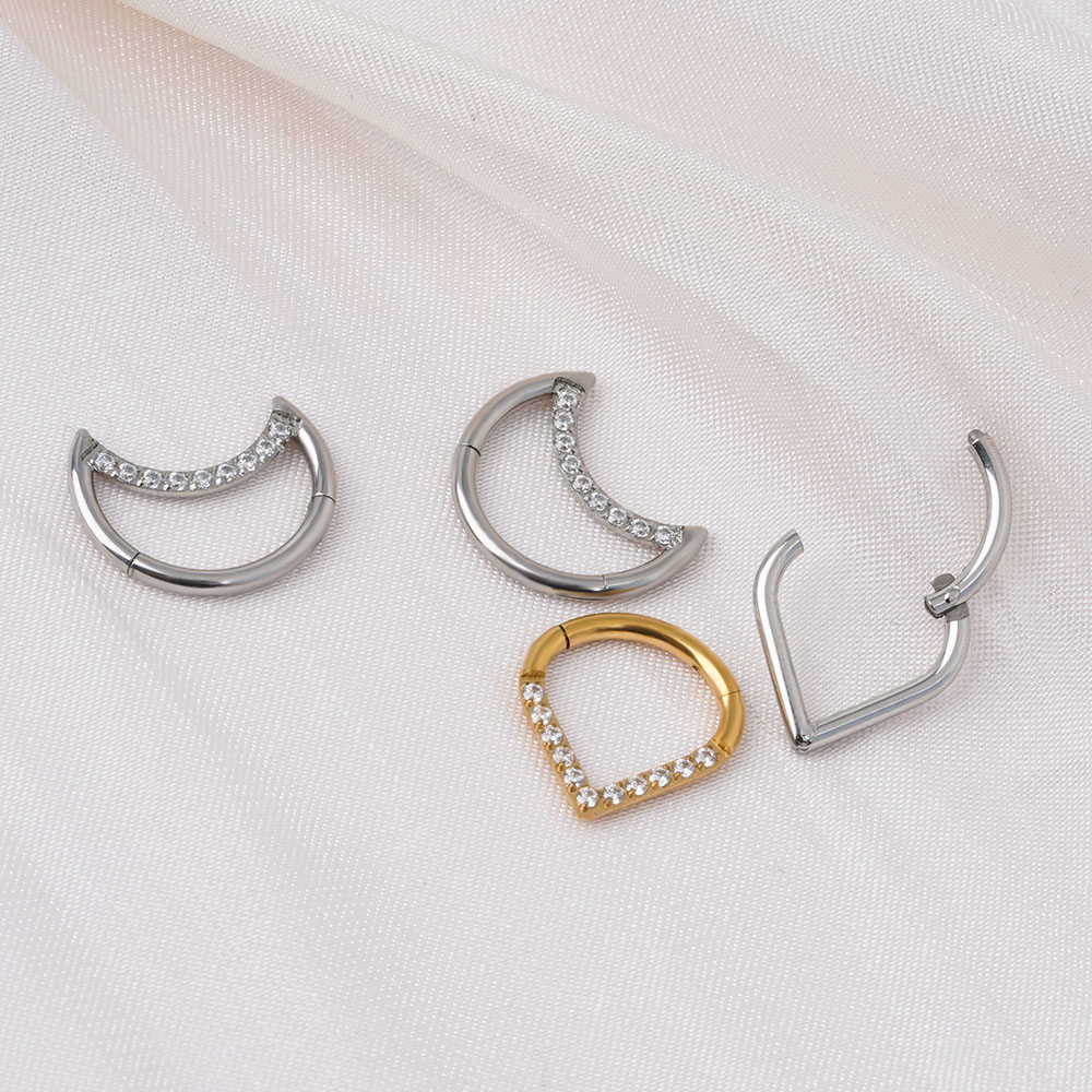 F136 Titanium Hinged Tear Drop - Helix Cartilage Ring recension och pris