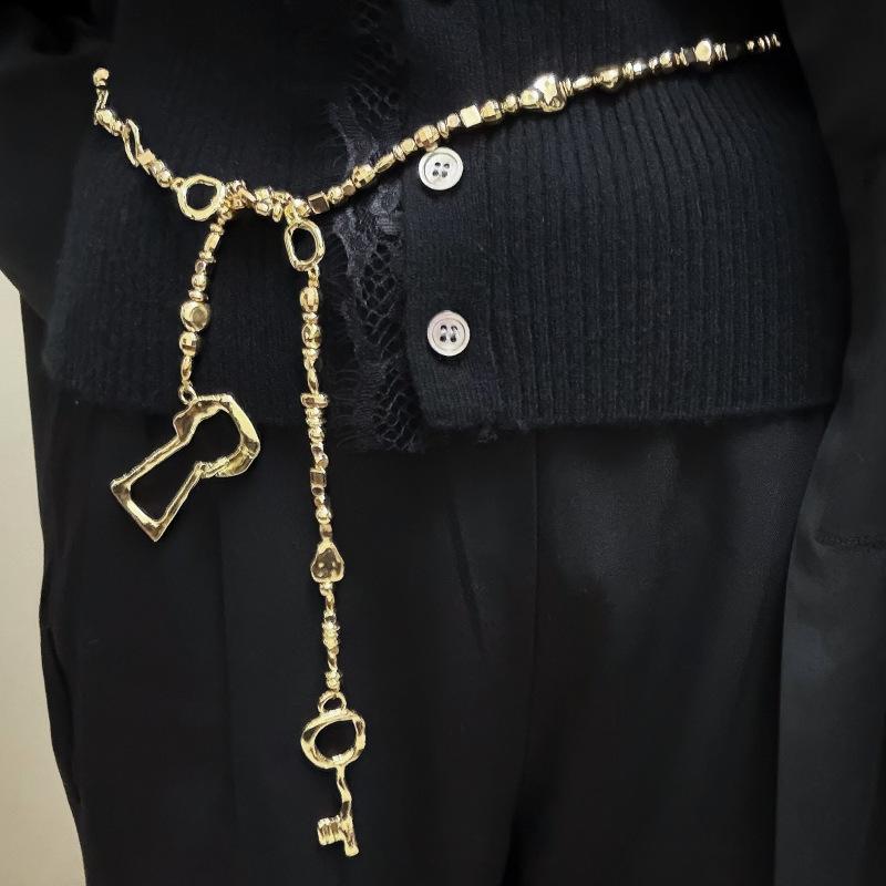Exaggerated Irregular Beaded C - Body Jewelry Necklace recension och pris